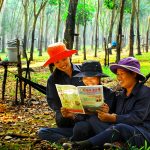 Nhựa trắng ngày trở lại